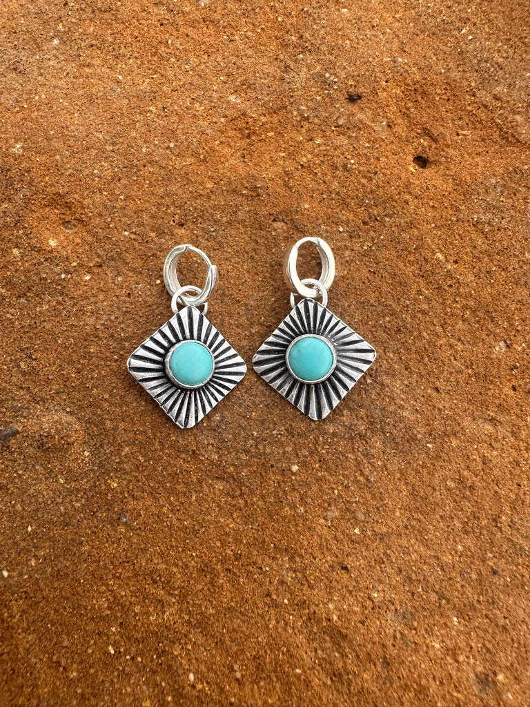 Sunburst Turquoise Huggies