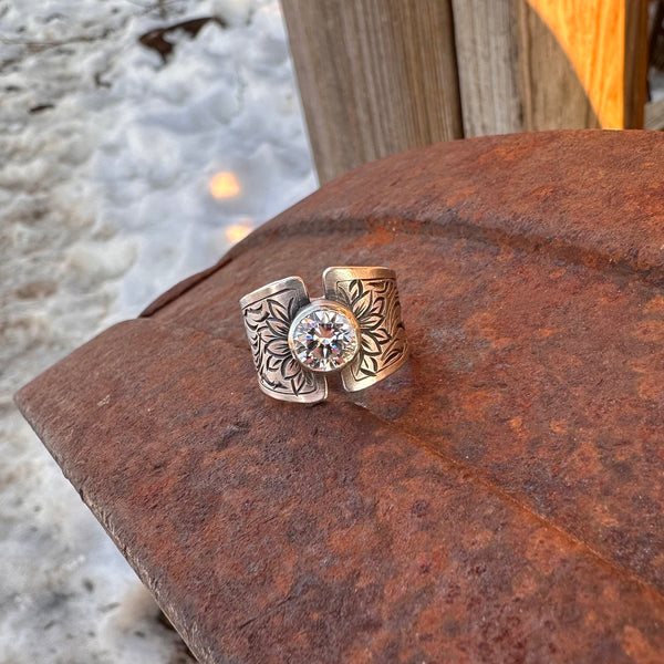 Engraved CZ Ring {8}